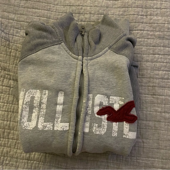 EUC Men’s Vintage Zip Up Hollister Jacket - Picture 2 of 6